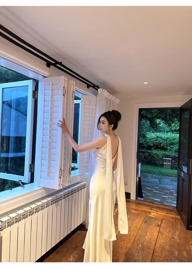 튤립 비즈 박기 아세트산 양면 공단 리본 드레스 품격 백리스 섹시함 고급 센스 예복 치마 상세 이미지 24