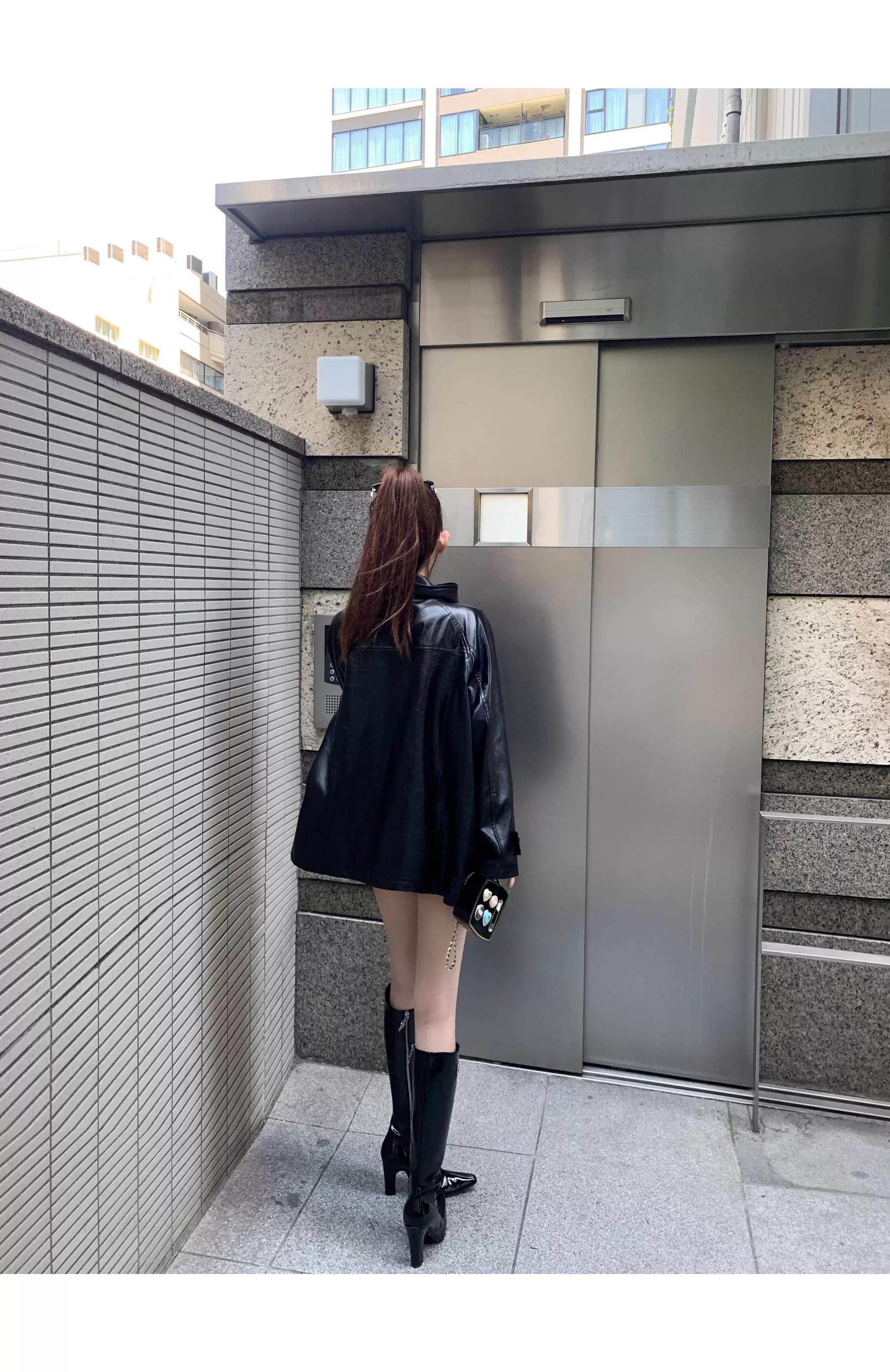 chicyou 검정색 품격 캐주얼 루즈핏 스탠드 칼라 부드럽다 가을 새로운 가죽 재킷 아메리칸 재킷 여성 코트 상세 이미지 30