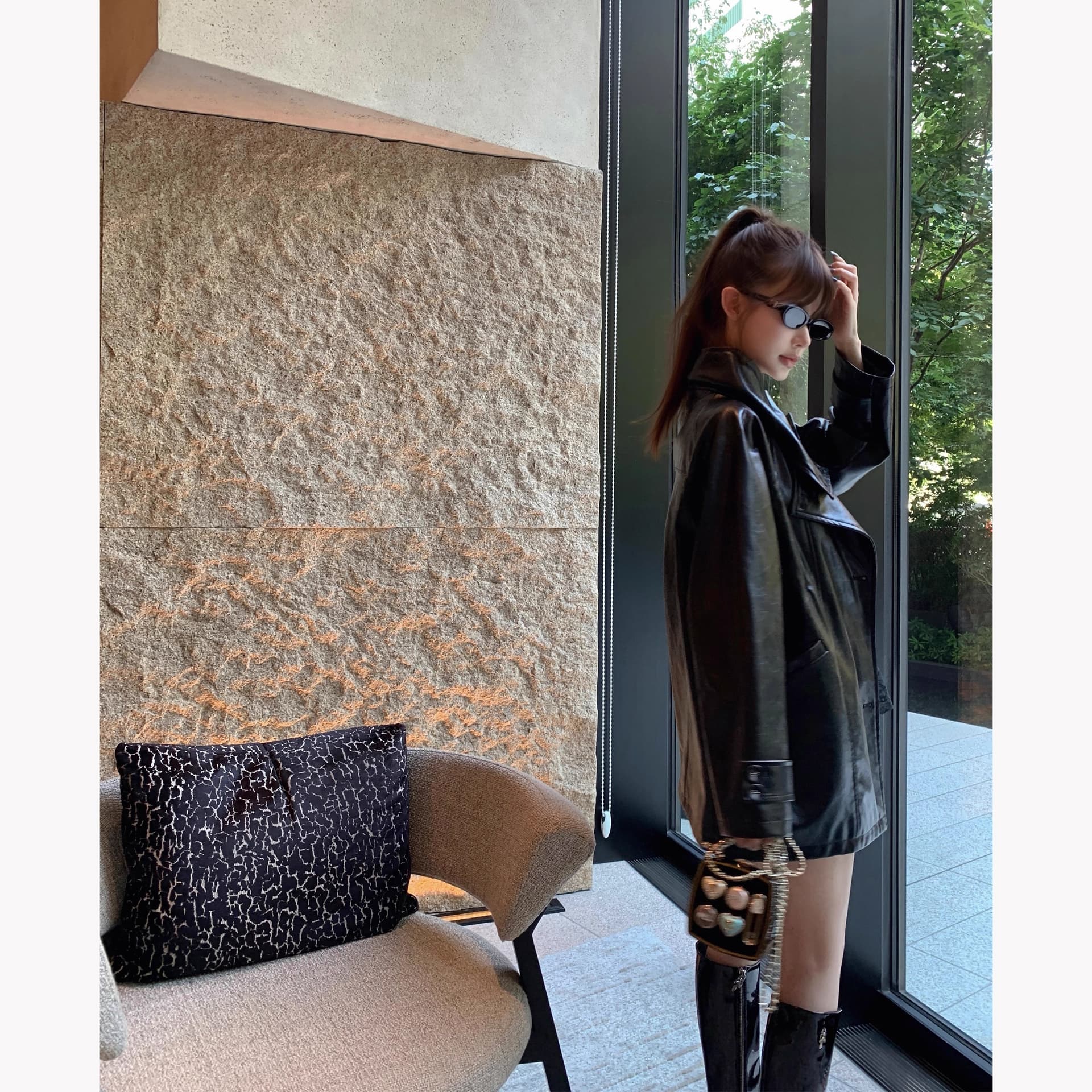 chicyou 검정색 품격 캐주얼 루즈핏 스탠드 칼라 부드럽다 가을 새로운 가죽 재킷 아메리칸 재킷 여성 코트 상세 이미지 31