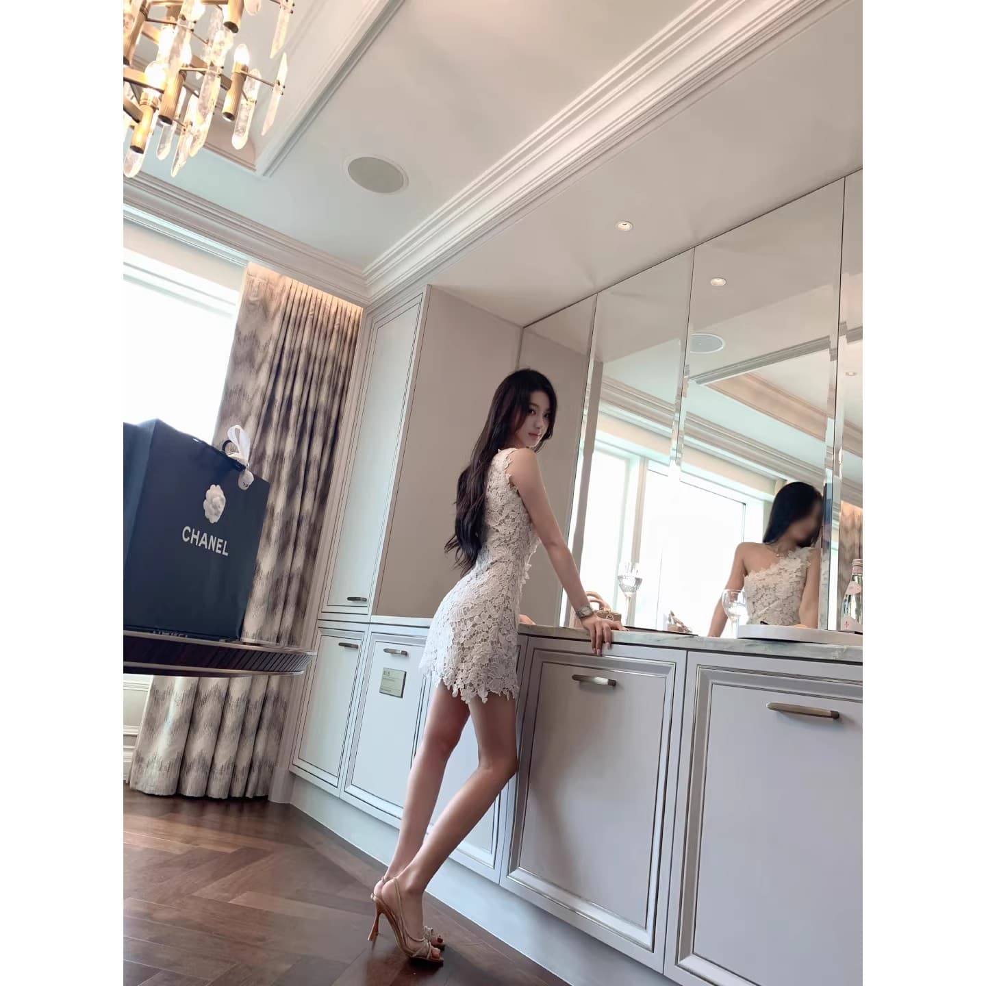 화이트 蔷 속삭임 비스듬한 어깨 여성 드레스 봄 여름 고급 센스 홀로우 아웃 레이스 순수한 욕망 오프숄더 치마 상세 이미지 48