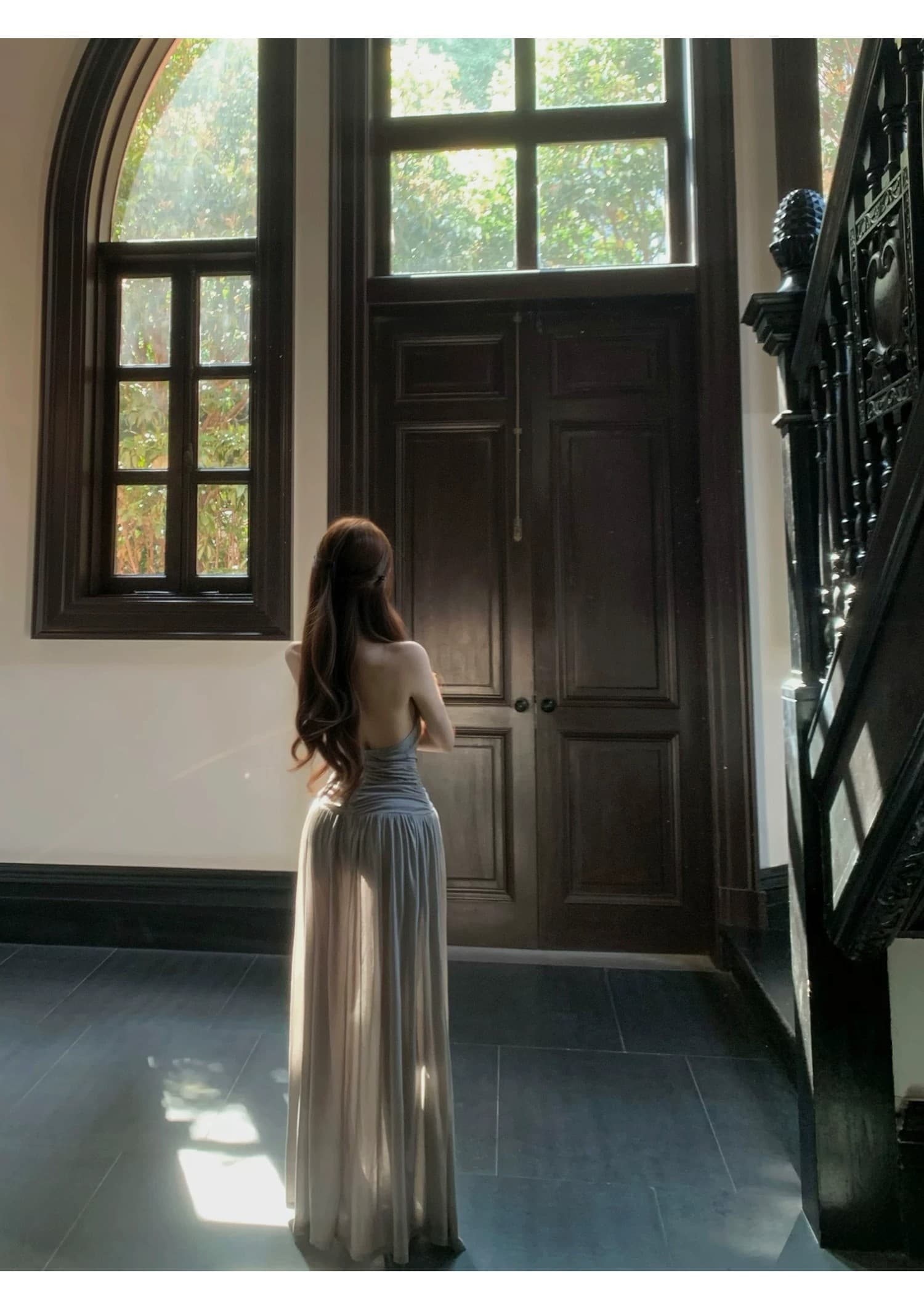 소나무 섬 그것 여름 100 라이 경기 V넥 행침 목 주름 드레스 민소매 허리 수축 롱 스커트 상세 이미지 11