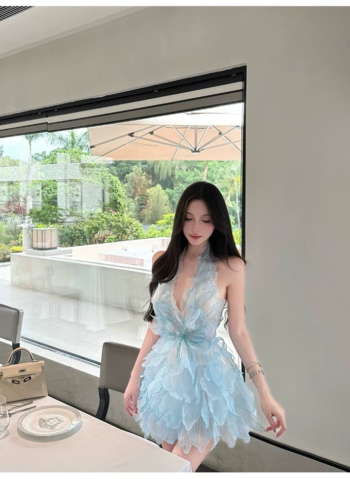 얼음 안개 스머프 깃털 치마 맞춤 꽃잎 행침 목 여성 드레스 V넥 허리 수축 백리스 퍼프 스커트 상세 이미지 25