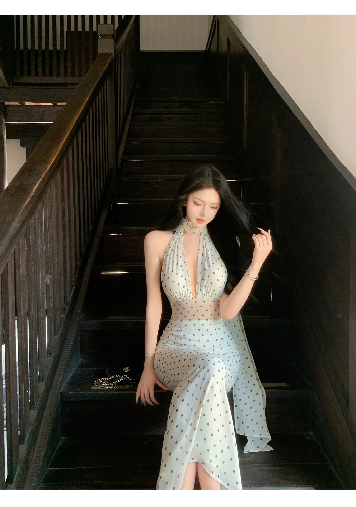 도트 무늬 브랜디 백리스 도트 무늬 프랑스식 드레스 우아함 행침 목 레이스업 롱 스커트 이미지 2