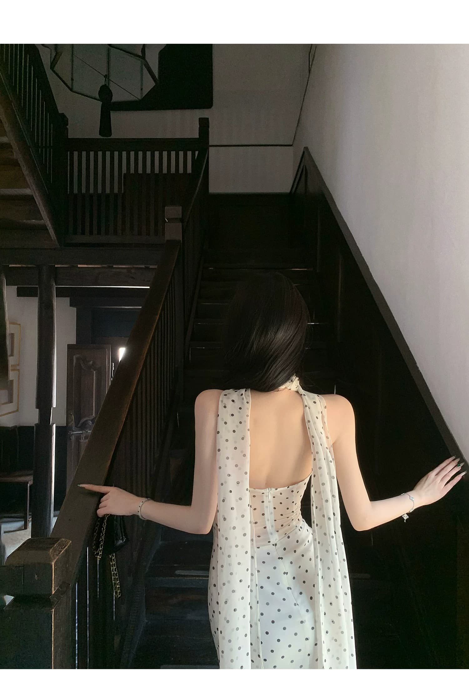 도트 무늬 브랜디 백리스 도트 무늬 프랑스식 드레스 우아함 행침 목 레이스업 롱 스커트 상세 이미지 39