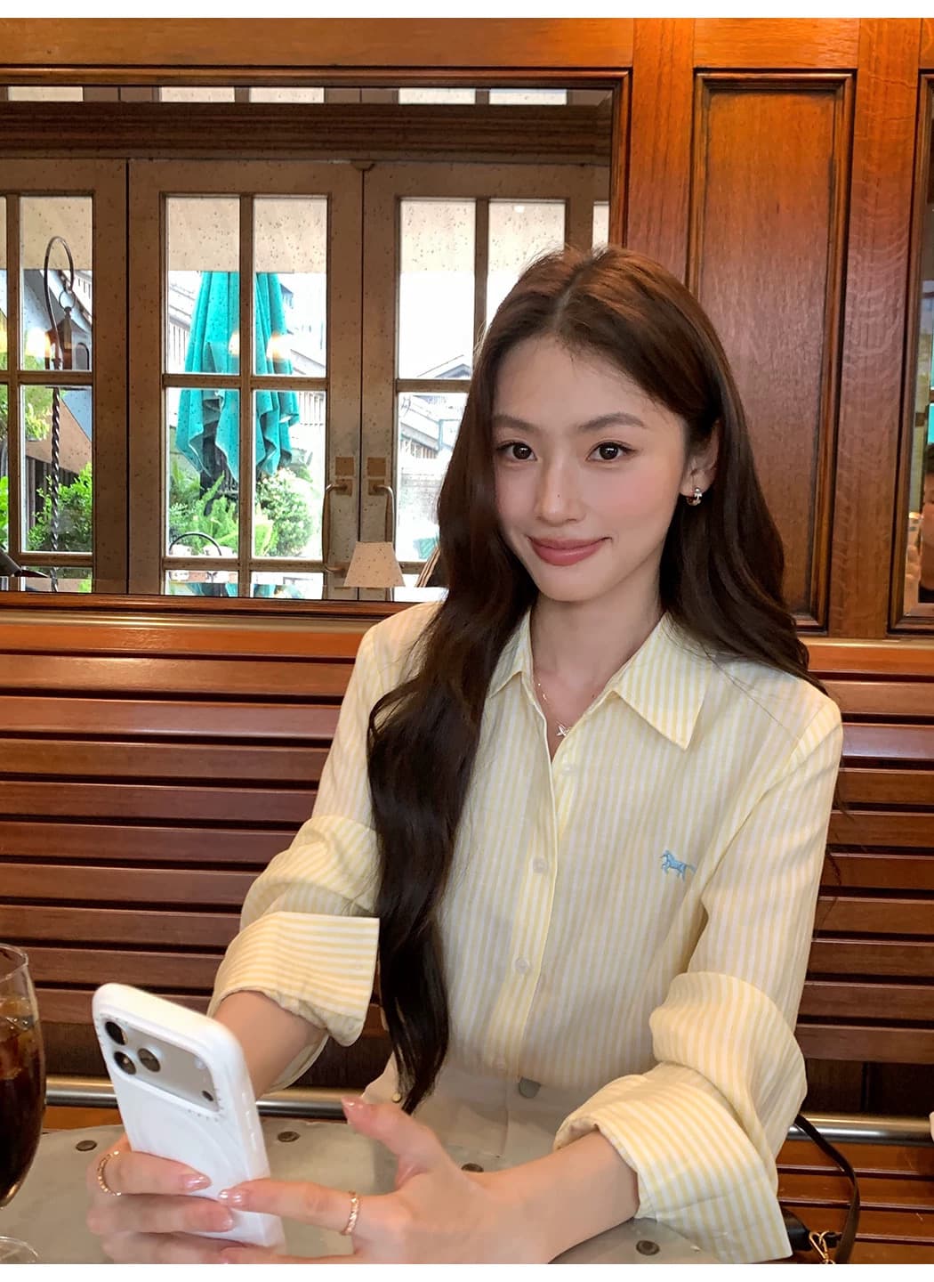 悸动 일기 라이 경기 서울 아마 자수 스트라이프 여성 셔츠 폴로 칼라 루즈핏 긴팔 셔츠 상세 이미지 7