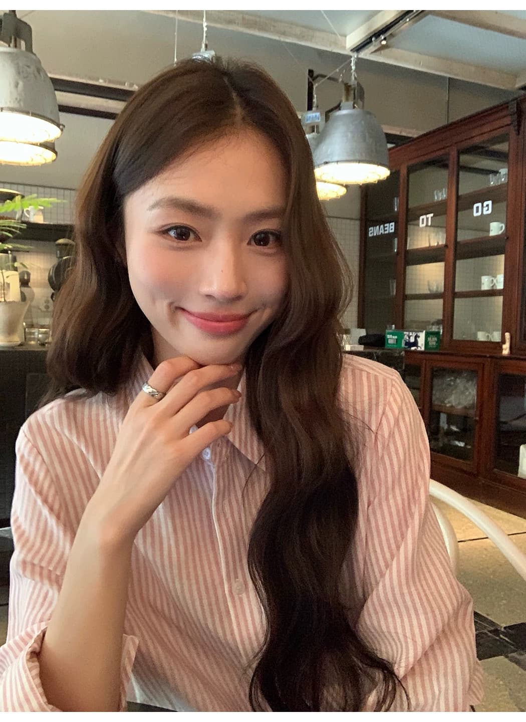 悸动 일기 라이 경기 서울 아마 자수 스트라이프 여성 셔츠 폴로 칼라 루즈핏 긴팔 셔츠 상세 이미지 17