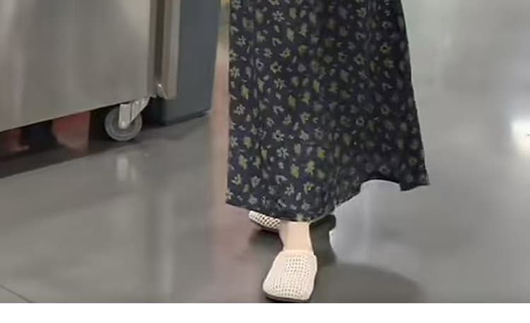 지금 여름 새로운 한국 스타일 다용도 슬림해 보이는 홀로우 아웃 자수 민소매 조끼 프린트 반신 스커트 임산부 세트 상세 이미지 30