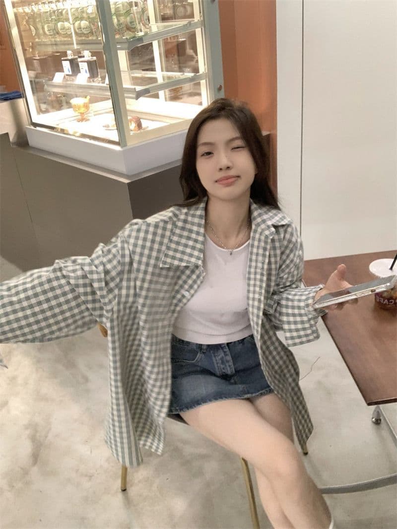 2026 봄 가을 새로운 레트로 디스플레이 화이트 체크무늬 루즈핏 느긋한 다용도 긴팔 셔츠 체크무늬 재킷 맨위 상세 이미지 3