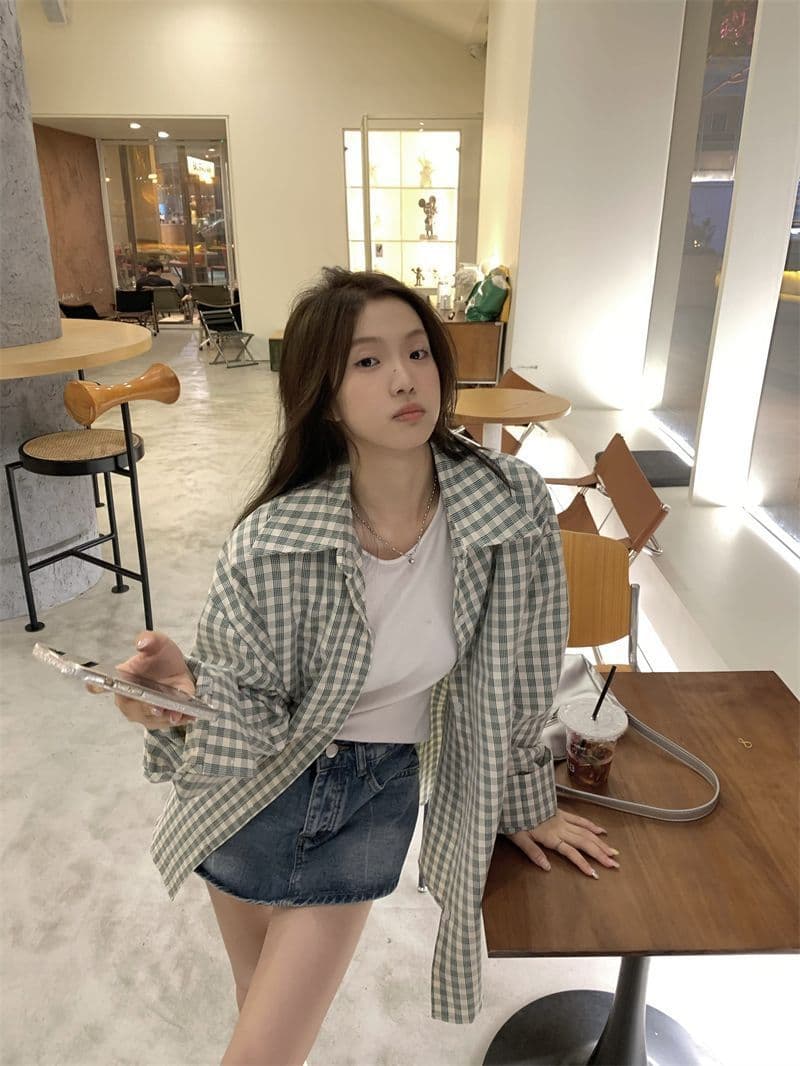 2026 봄 가을 새로운 레트로 디스플레이 화이트 체크무늬 루즈핏 느긋한 다용도 긴팔 셔츠 체크무늬 재킷 맨위 상세 이미지 9