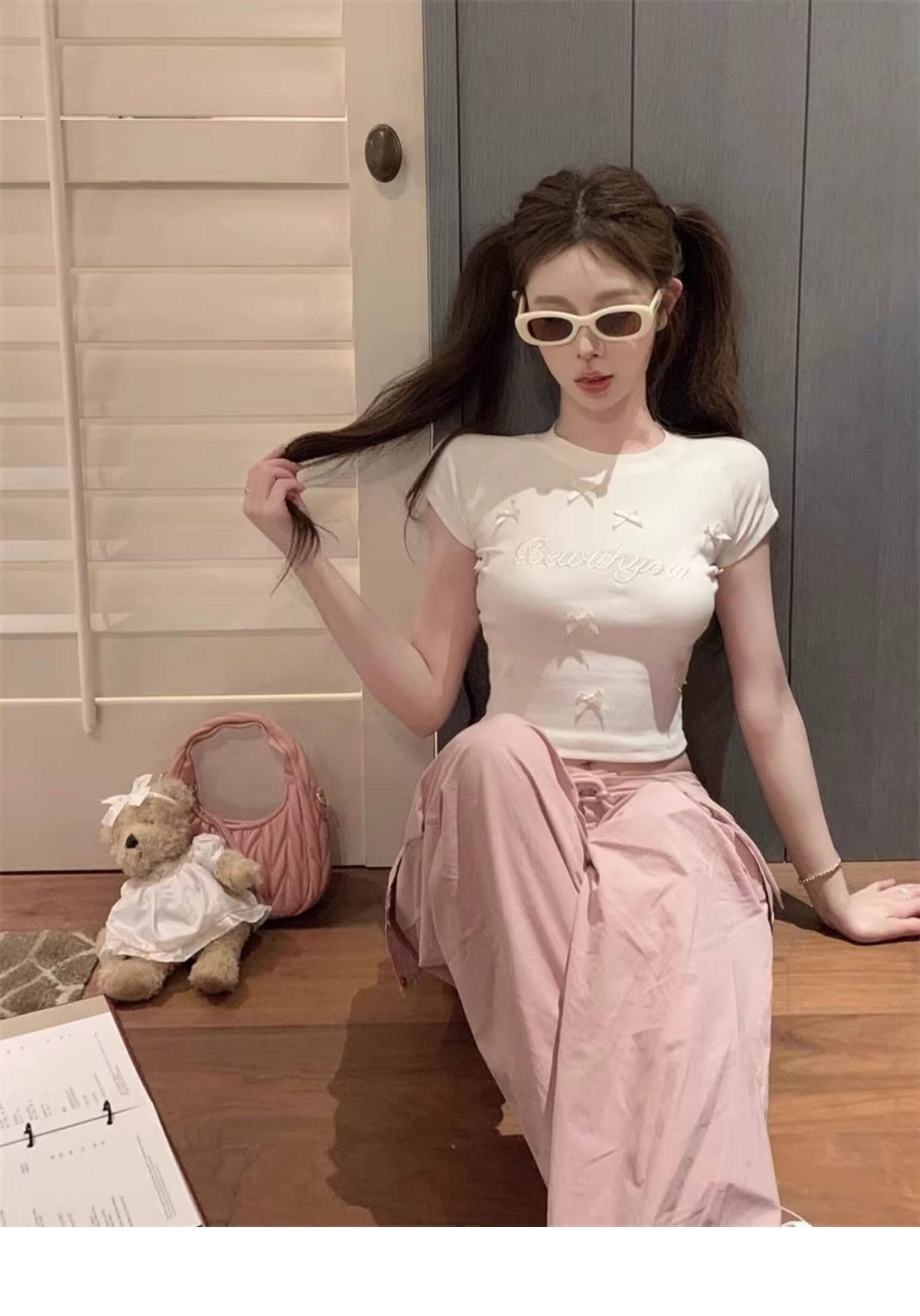 원본 주간 고양이 품질 디자인 센스 나비 매듭 자수 반팔 긍정적 인 어깨 티셔츠 쇼트 스타일 맨위 상세 이미지 4