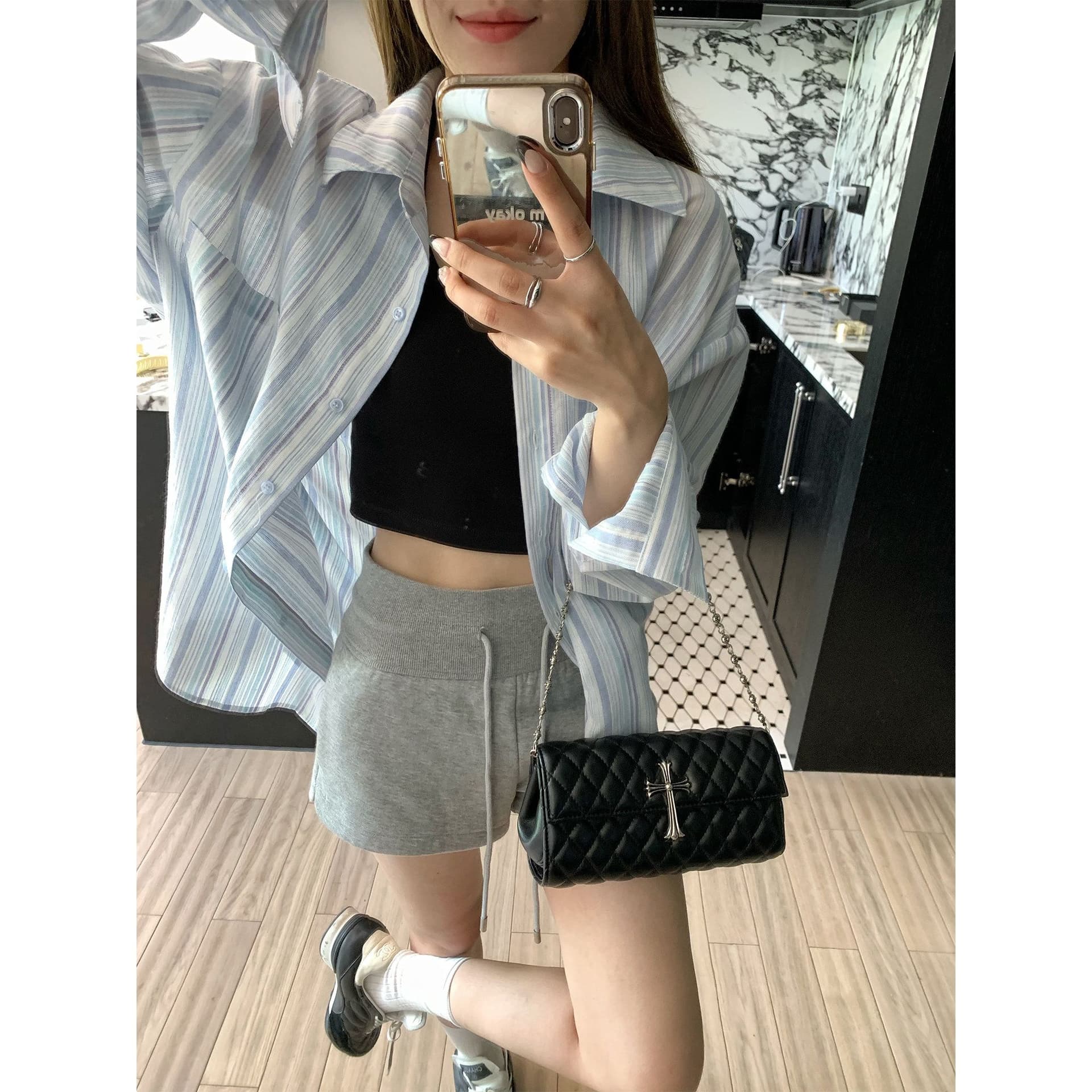 회색 캐주얼 반바지 아이들 외출용 2026 여름 새로운 아메리칸 핫걸 운동 몸매 가꾸기 펌프 로프 로우 웨이스트 핫 바지