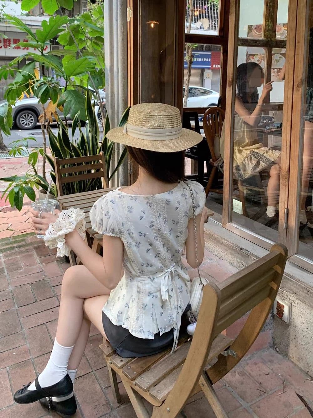 프랑스식 차 휴식 레이스 레이스 V넥 반팔 여성 셔츠 여름 달콤한 스타일 자수 꽃무늬 꼬집기 허리 슬림해 보이는 맨위 상세 이미지 12