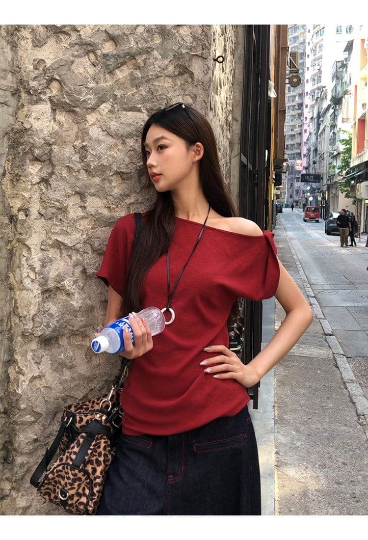 순면 리브 반팔 티셔츠 여성 새로운 여름 디자인 센스 아메리칸 레트로 핫걸 빨간색 오프숄더 비스듬한 어깨 의류 상세 이미지 3