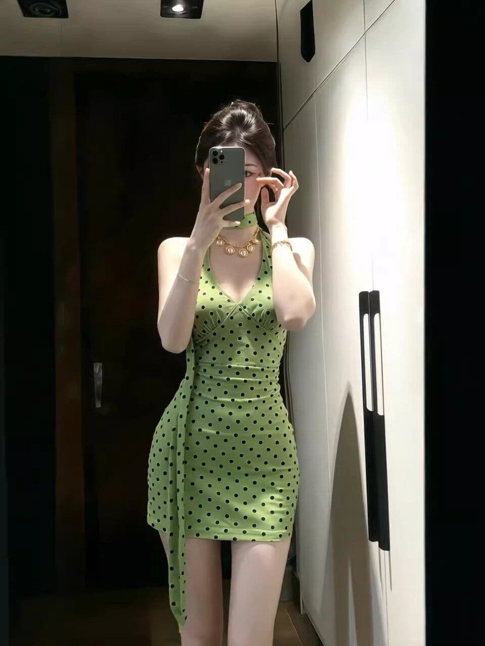 폴리 에스터 인터넷 원단 네리 레트로 리본 도트 무늬 여성 드레스 여름 녹색 V넥 슬립 허리 수축 타이트 스커트 미니 스커트 상세 이미지 5