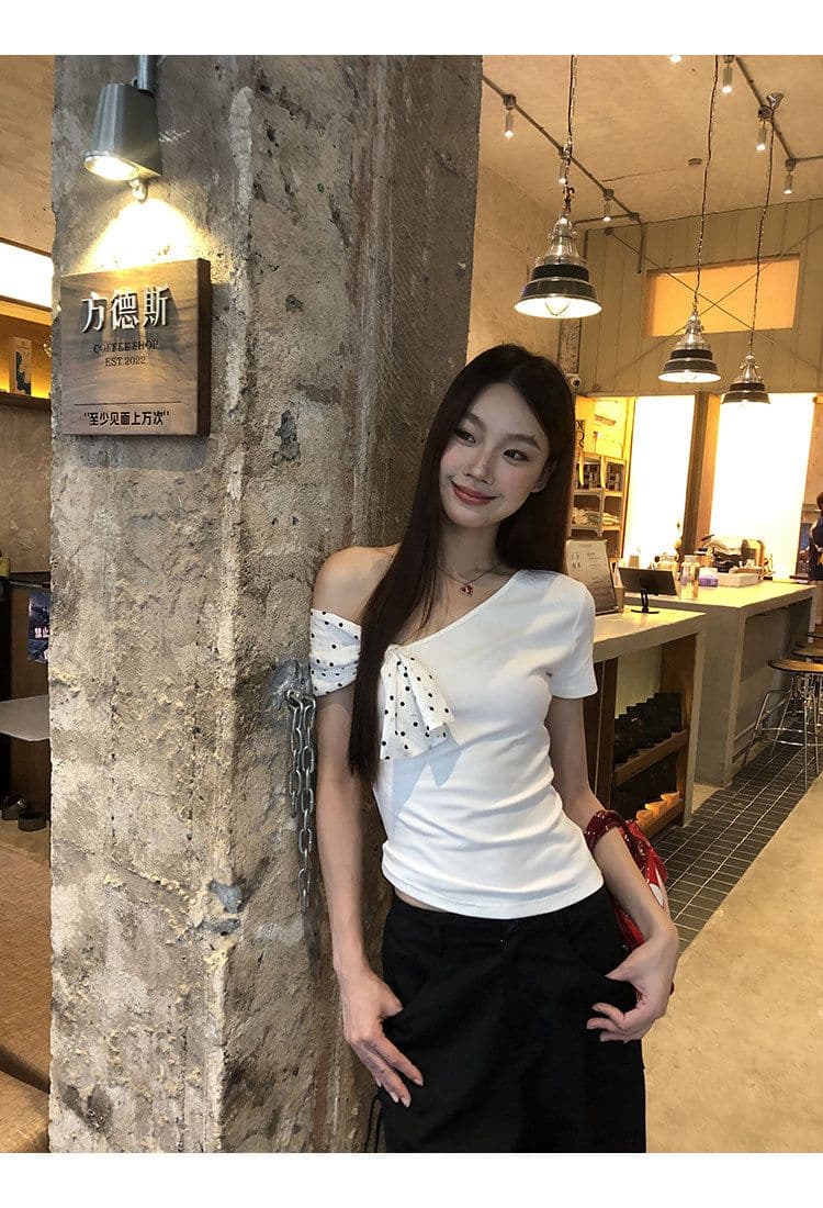 모달 사람들 면 반팔 티셔츠 여성 여름 폭발 화이트 몸매 가꾸기 핫걸 디자인 센스 오프숄더 비스듬한 어깨 의류 상세 이미지 3