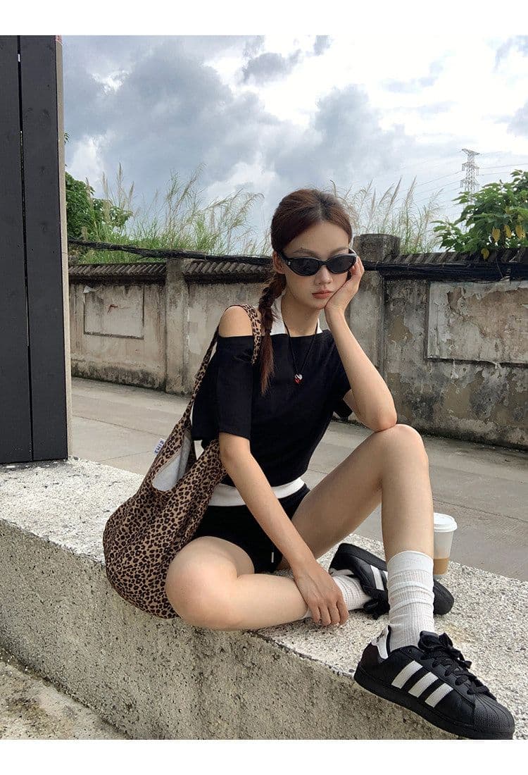 40 좋은 면 디자인 센스 배색 페이크 레이어드 행침 목 보트넥 맨위 티셔츠 오프숄더 반팔 여성 여름 상세 이미지 30