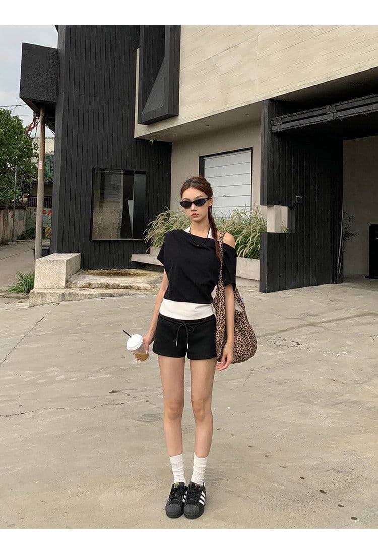 40 좋은 면 디자인 센스 배색 페이크 레이어드 행침 목 보트넥 맨위 티셔츠 오프숄더 반팔 여성 여름 상세 이미지 33