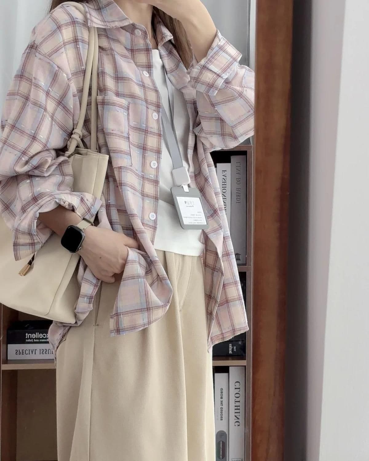 분말 그리드 리본 여성 셔츠 디자인 센스 루즈핏 슬림해 보이는 폴로 칼라 긴팔 캐주얼 다용도 셔츠 맨위 봄 가을 상세 이미지 1