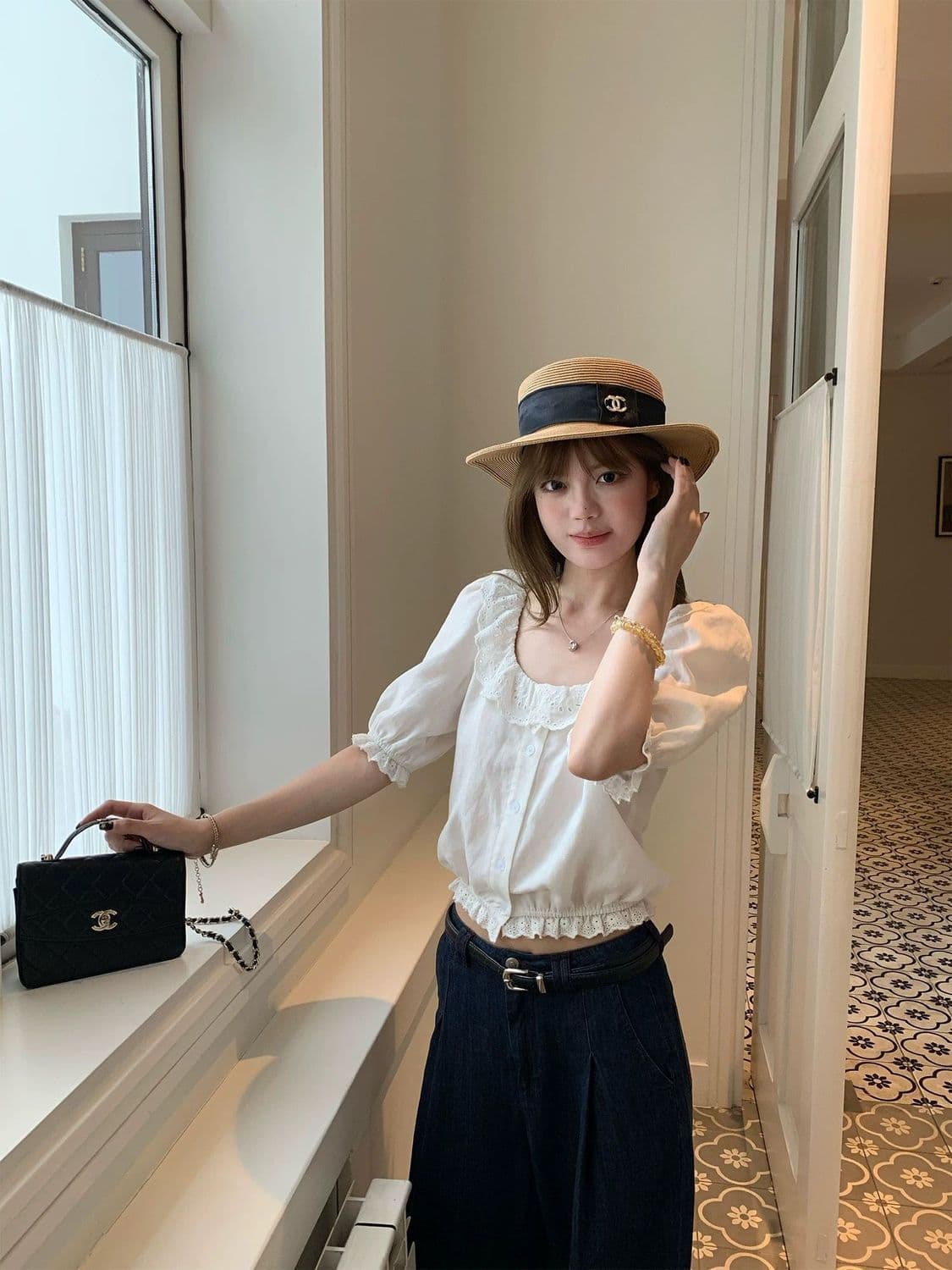 여름 화이트 라운드 넥 새로운 자카드 2026 프랑스식 품격 레이스 셔츠 반팔 루즈핏 셔츠 상세 이미지 13