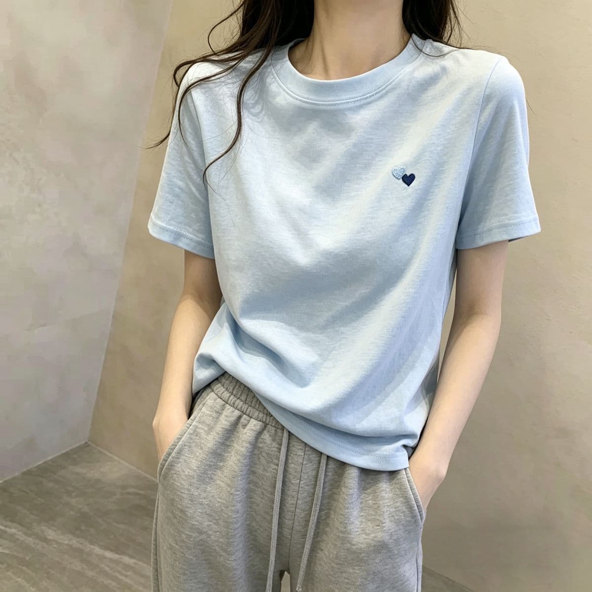 190 그램 물 부드러운 면 95 면 5 암모니아 Lun 파란색 하트 자수 반팔 티셔츠 여성 여름 새로운 루즈핏 맨위 상세 이미지 5
