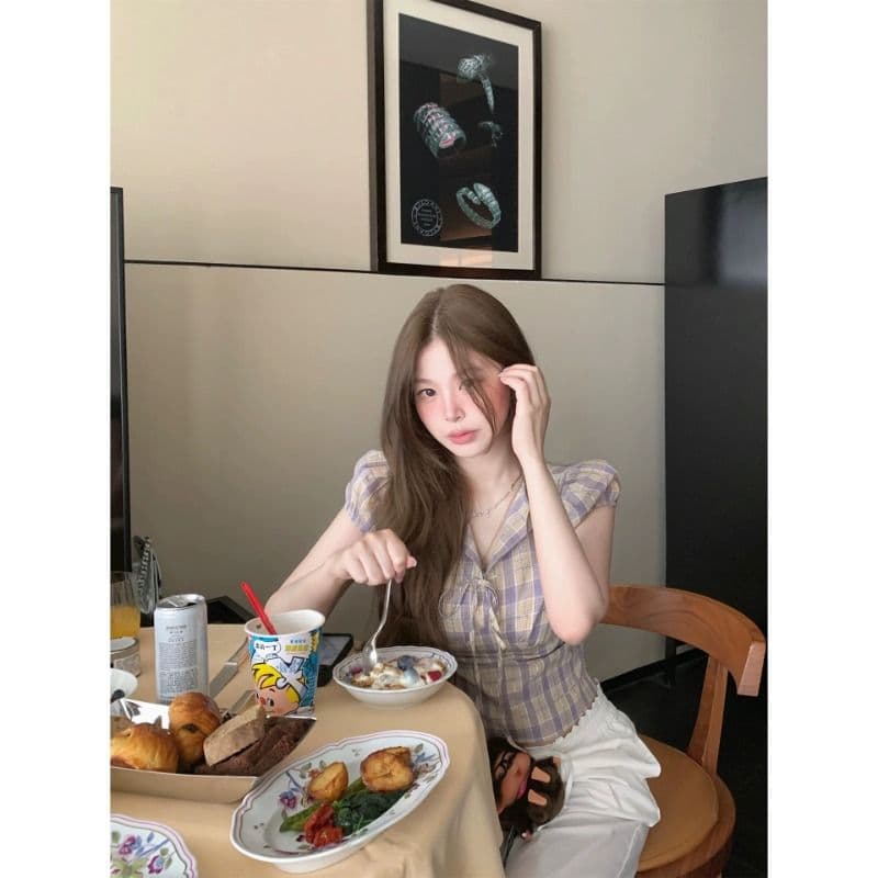 원본 컬러 짜임 그리드 있음 네리 허리 수축 여성 셔츠 여름 보라색 체크무늬 레이스업 V넥 반팔 맨위