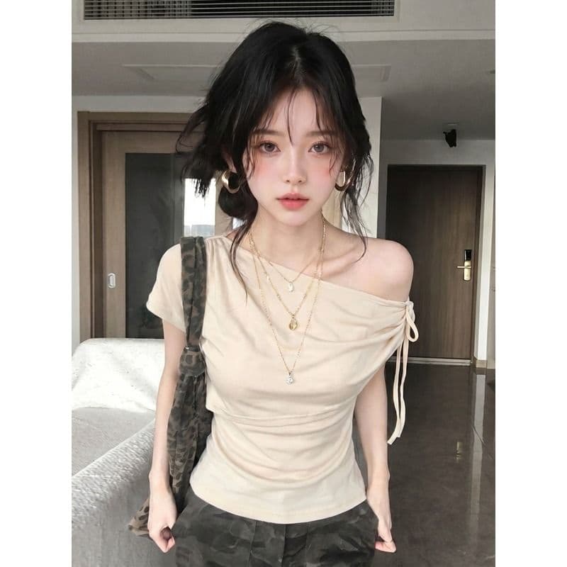 원본 것 페이크 레이어드 비스듬한 어깨 스트랩 반팔 티셔츠 여성 여름 오프숄더 핫걸 오프숄더 맨위 이미지 4