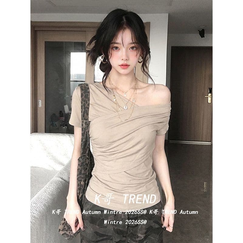 원본 것 비스듬한 어깨 반팔 티셔츠 여성 여름 디자인 센스 주름 허리 수축 몸매 가꾸기 슬림해 보이는 오프숄더 맨위 상세 이미지 2