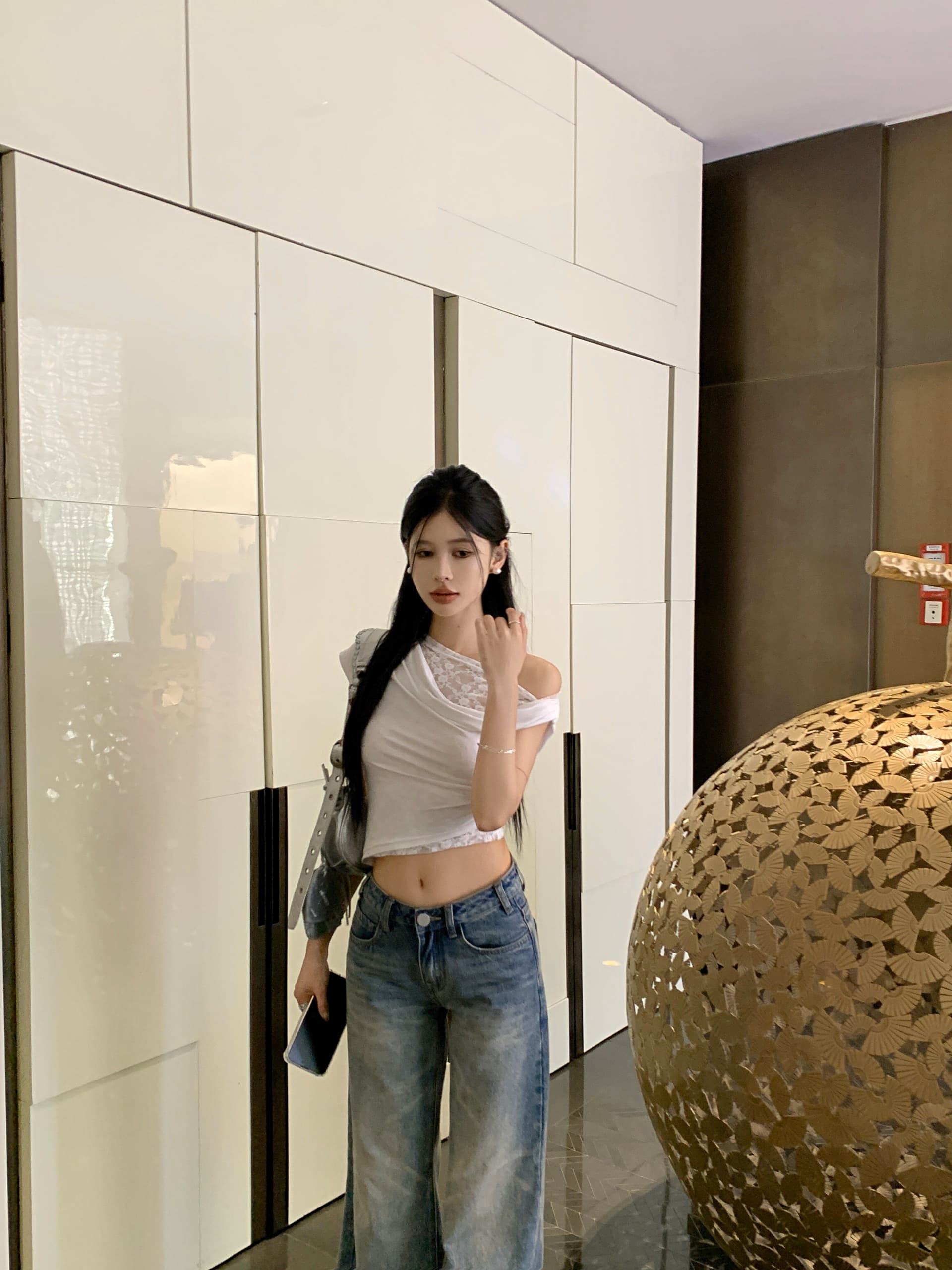 아침 칼라 불규칙 흔들다 칼라 비스듬한 어깨 레이스 반팔 티셔츠 여성 여름 달콤한 핫걸 오프숄더 쇼트 스타일 작은 맨위 아름다운 상세 이미지 9