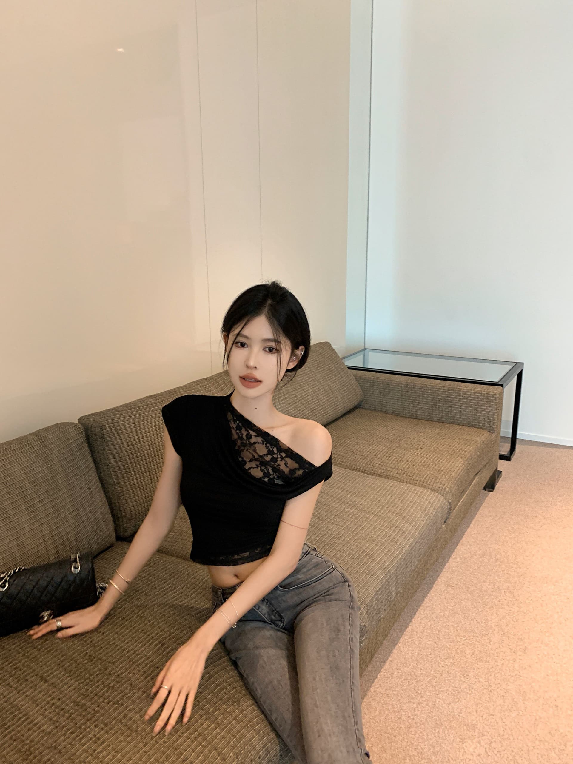 아침 칼라 불규칙 흔들다 칼라 비스듬한 어깨 레이스 반팔 티셔츠 여성 여름 달콤한 핫걸 오프숄더 쇼트 스타일 작은 맨위 아름다운 상세 이미지 15