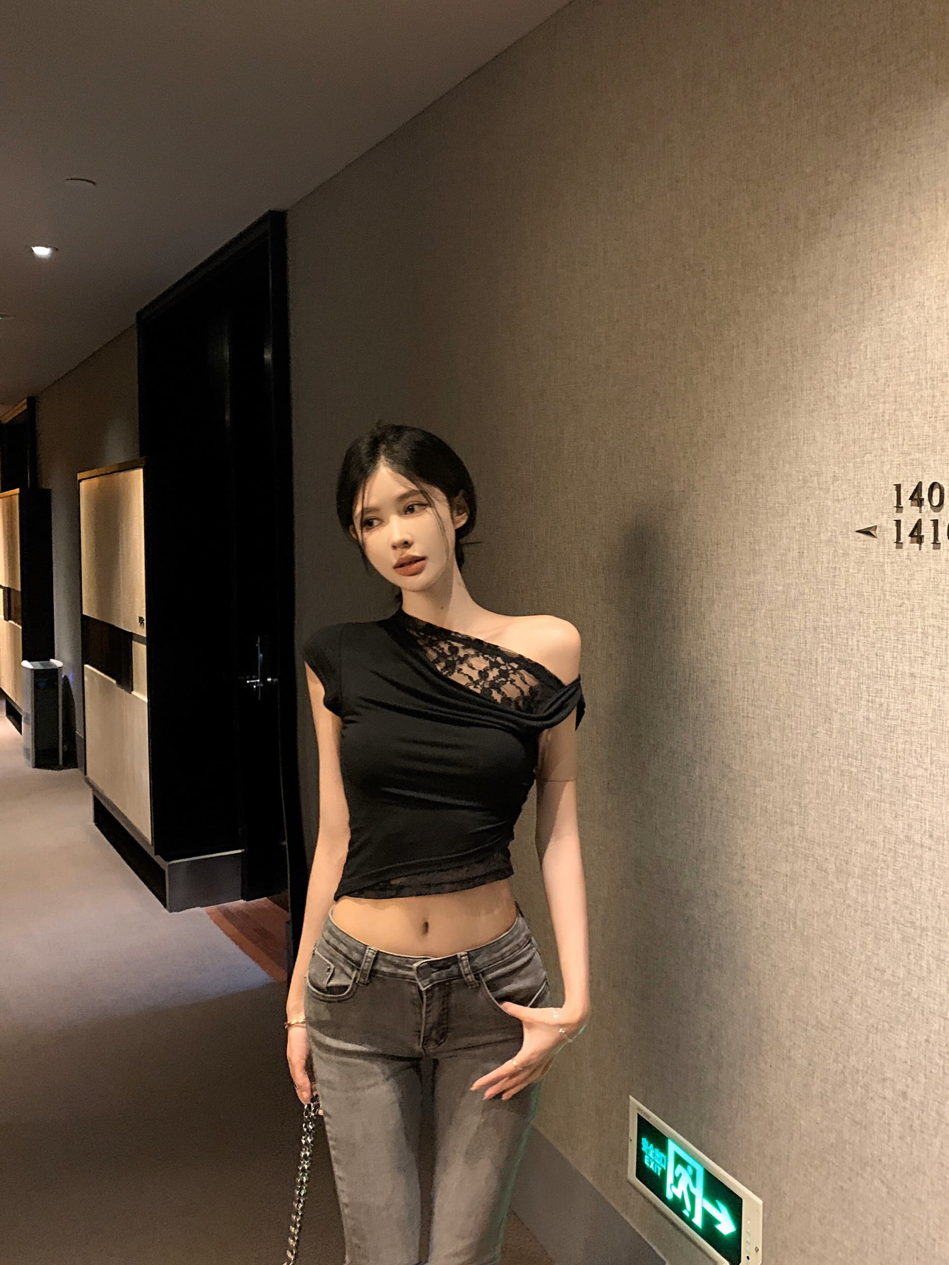 아침 칼라 불규칙 흔들다 칼라 비스듬한 어깨 레이스 반팔 티셔츠 여성 여름 달콤한 핫걸 오프숄더 쇼트 스타일 작은 맨위 아름다운 상세 이미지 21