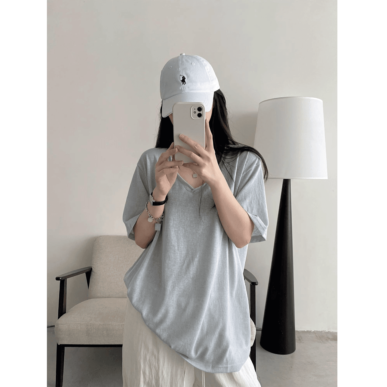 200그램 게으른 면 65 면 35 폴리 에스터 느슨함 센스 볼륨 측면 V넥 반팔 티셔츠 맨위 여성 루즈핏 슬림해 보이는 얇은 스타일 이미지 4
