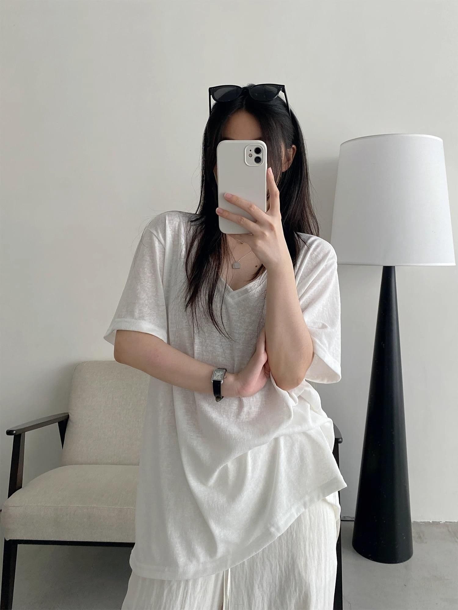 200그램 게으른 면 65 면 35 폴리 에스터 느슨함 센스 볼륨 측면 V넥 반팔 티셔츠 맨위 여성 루즈핏 슬림해 보이는 얇은 스타일 상세 이미지 7