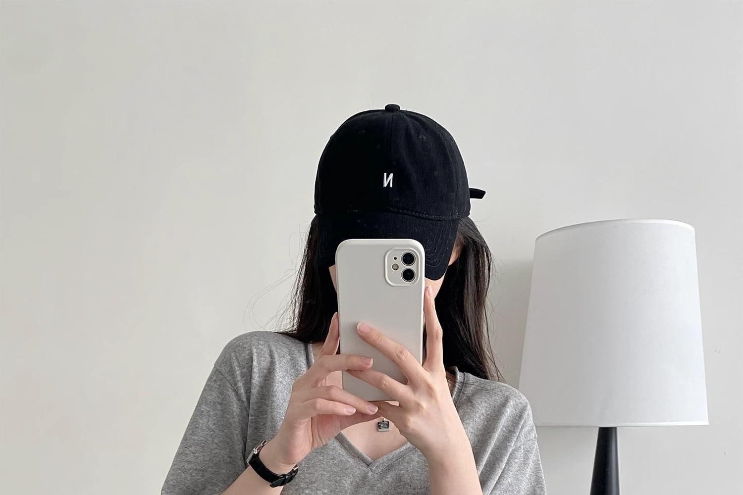 200그램 게으른 면 65 면 35 폴리 에스터 느슨함 센스 볼륨 측면 V넥 반팔 티셔츠 맨위 여성 루즈핏 슬림해 보이는 얇은 스타일 상세 이미지 8
