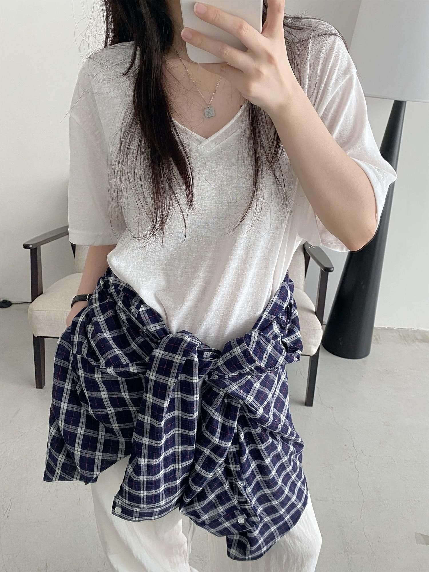 200그램 게으른 면 65 면 35 폴리 에스터 느슨함 센스 볼륨 측면 V넥 반팔 티셔츠 맨위 여성 루즈핏 슬림해 보이는 얇은 스타일 상세 이미지 10