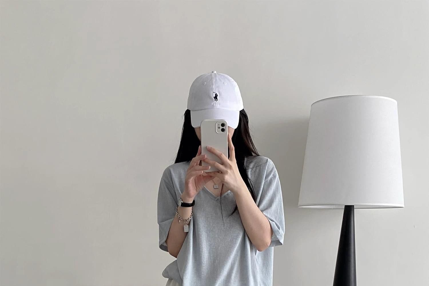 200그램 게으른 면 65 면 35 폴리 에스터 느슨함 센스 볼륨 측면 V넥 반팔 티셔츠 맨위 여성 루즈핏 슬림해 보이는 얇은 스타일 상세 이미지 12