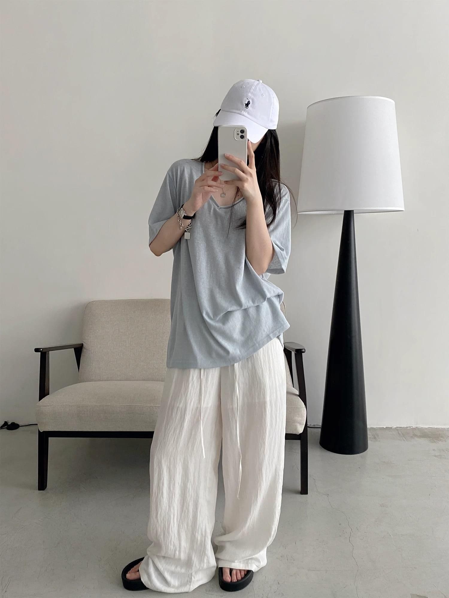 200그램 게으른 면 65 면 35 폴리 에스터 느슨함 센스 볼륨 측면 V넥 반팔 티셔츠 맨위 여성 루즈핏 슬림해 보이는 얇은 스타일 상세 이미지 22