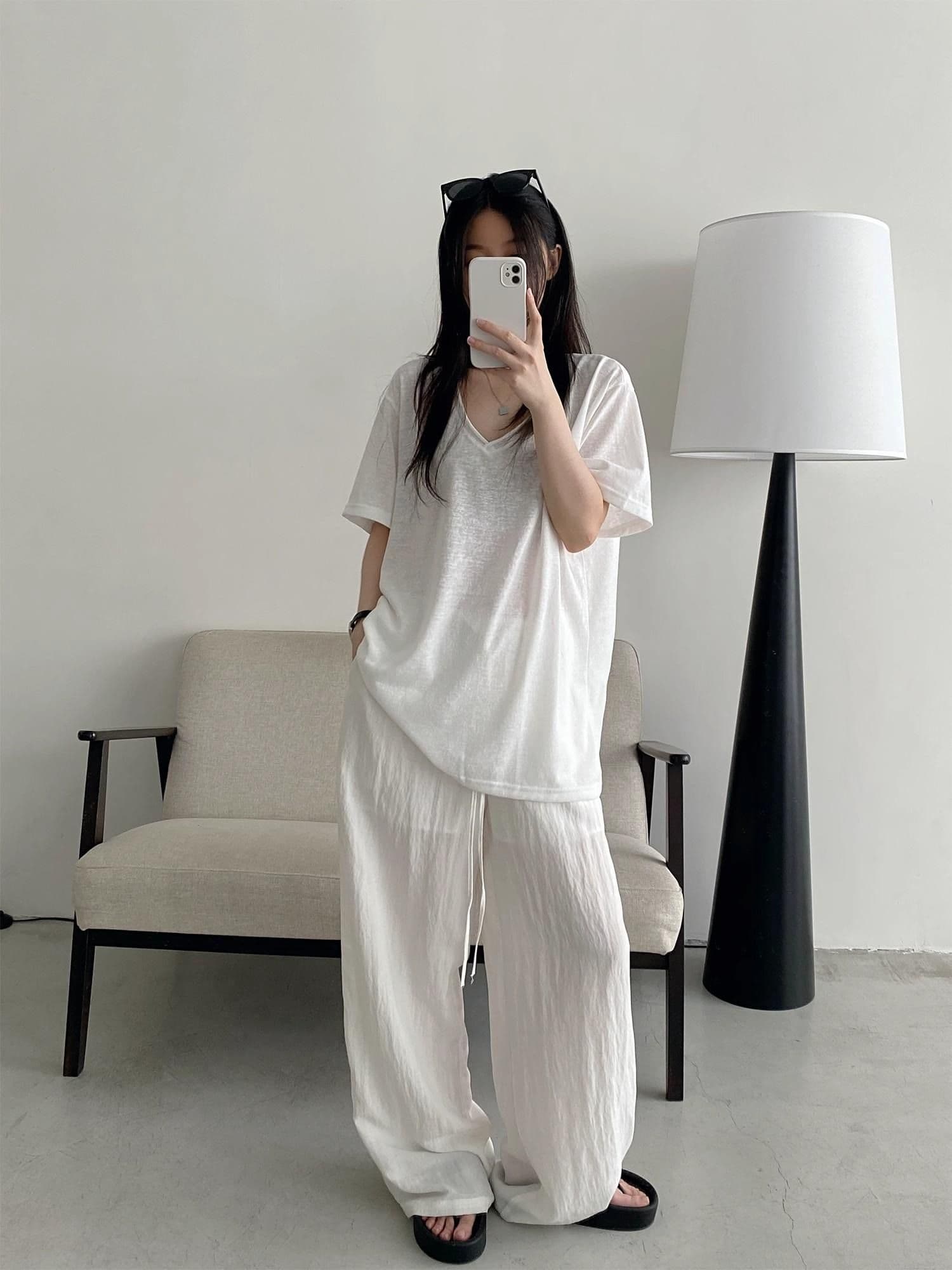 200그램 게으른 면 65 면 35 폴리 에스터 느슨함 센스 볼륨 측면 V넥 반팔 티셔츠 맨위 여성 루즈핏 슬림해 보이는 얇은 스타일 상세 이미지 27