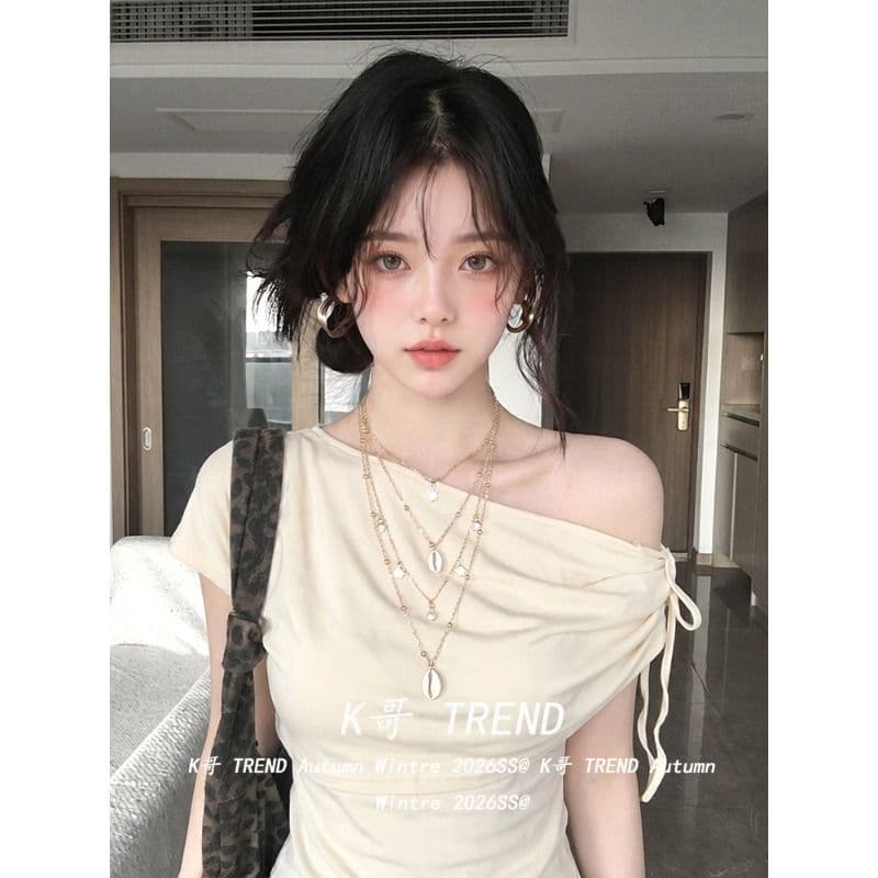 원본 것 페이크 레이어드 비스듬한 어깨 스트랩 반팔 티셔츠 여성 여름 디자인 센스 오프숄더 몸매 가꾸기 맨위 이미지 2