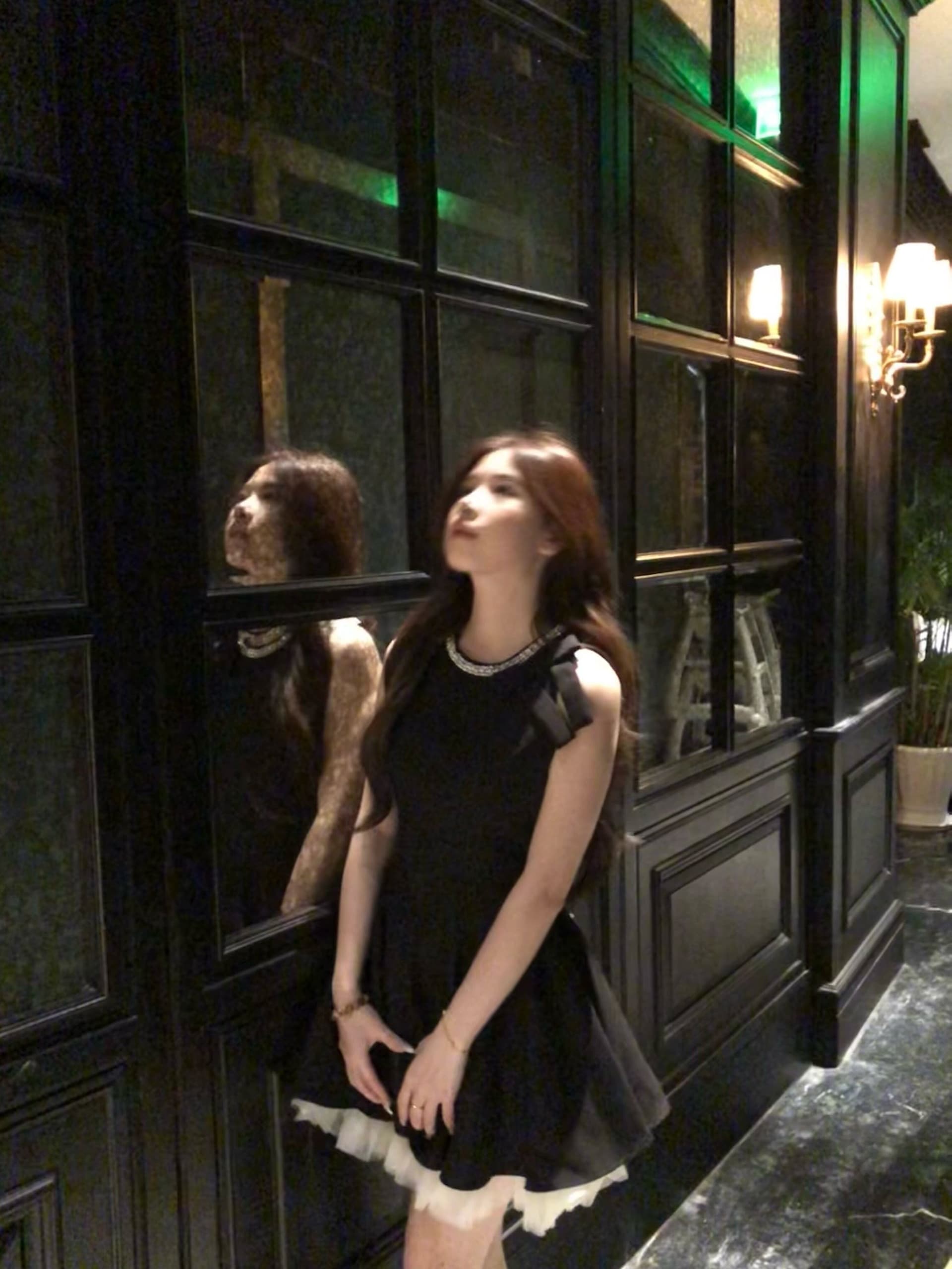 2026 섹션 라운드 넥 작은 검은 드레스 생일 공주 퍼프 치마 고급 센스 민소매 조끼 스커트 한 마디 여성 드레스 이미지 2