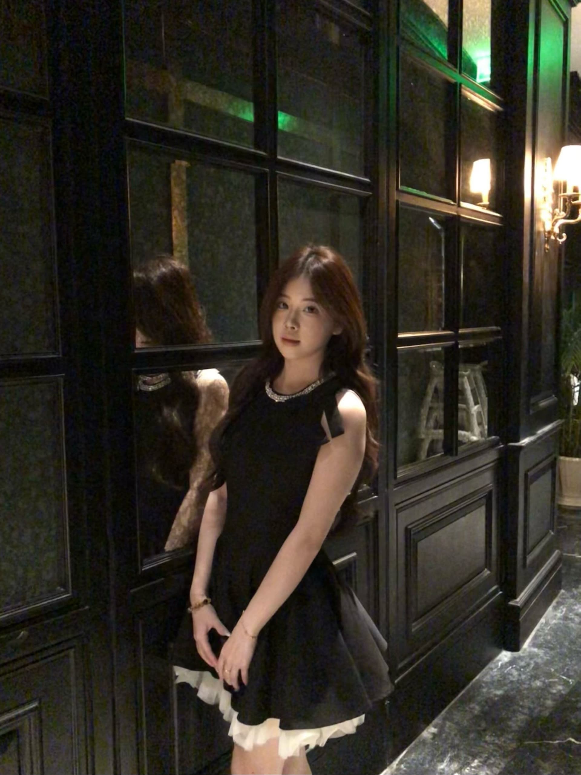 2026 섹션 라운드 넥 작은 검은 드레스 생일 공주 퍼프 치마 고급 센스 민소매 조끼 스커트 한 마디 여성 드레스 상세 이미지 5