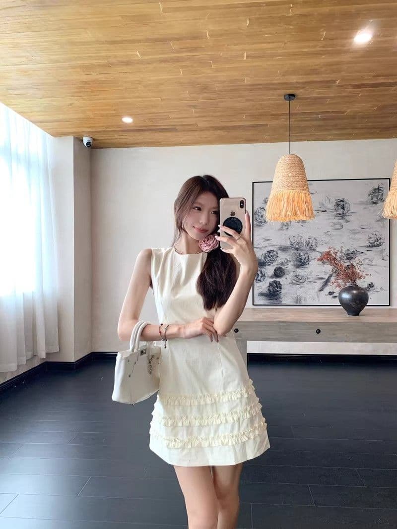 프랑스식 품격 프릴 민소매 조끼 여성 드레스 여름 새로운 작은 대중 디자인 센스 허리 수축 슬림해 보이는 미니 스커트 상세 이미지 3