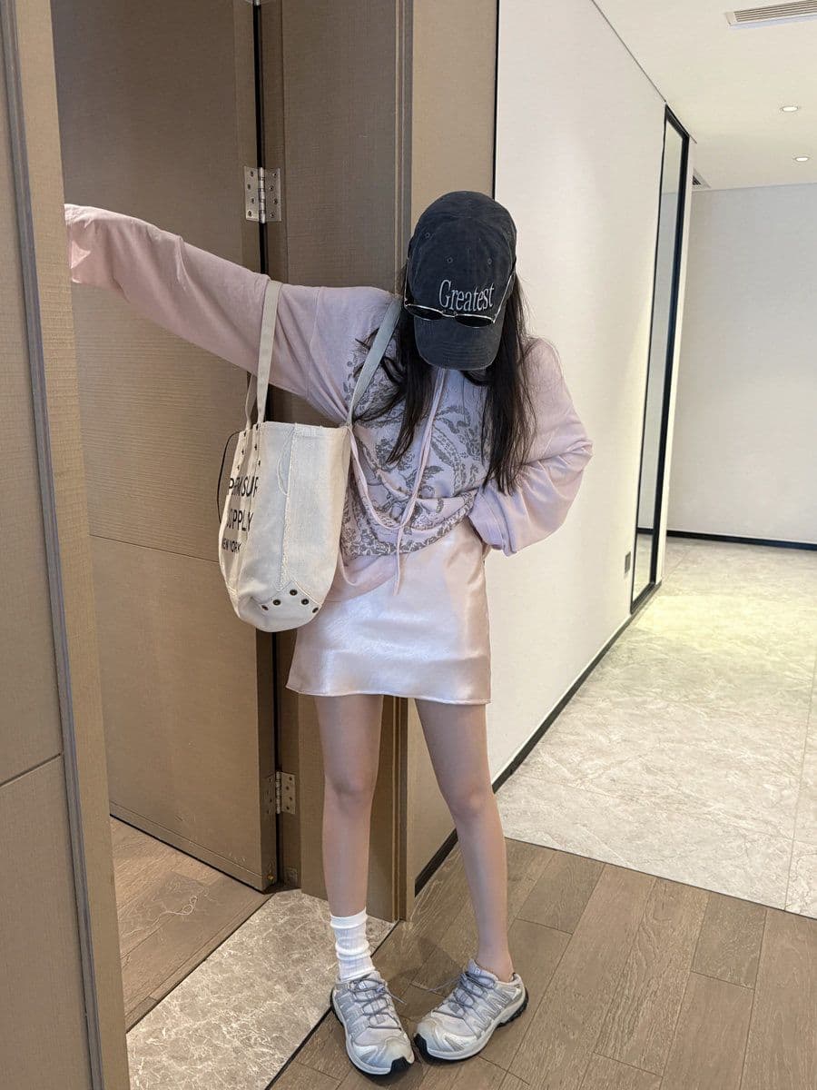 라이 경기 서울 주간 실크 자외선 차단 긴팔 티셔츠 여성 여름 새로운 느긋한 루즈핏 얇은 스타일 블라우스 상세 이미지 19