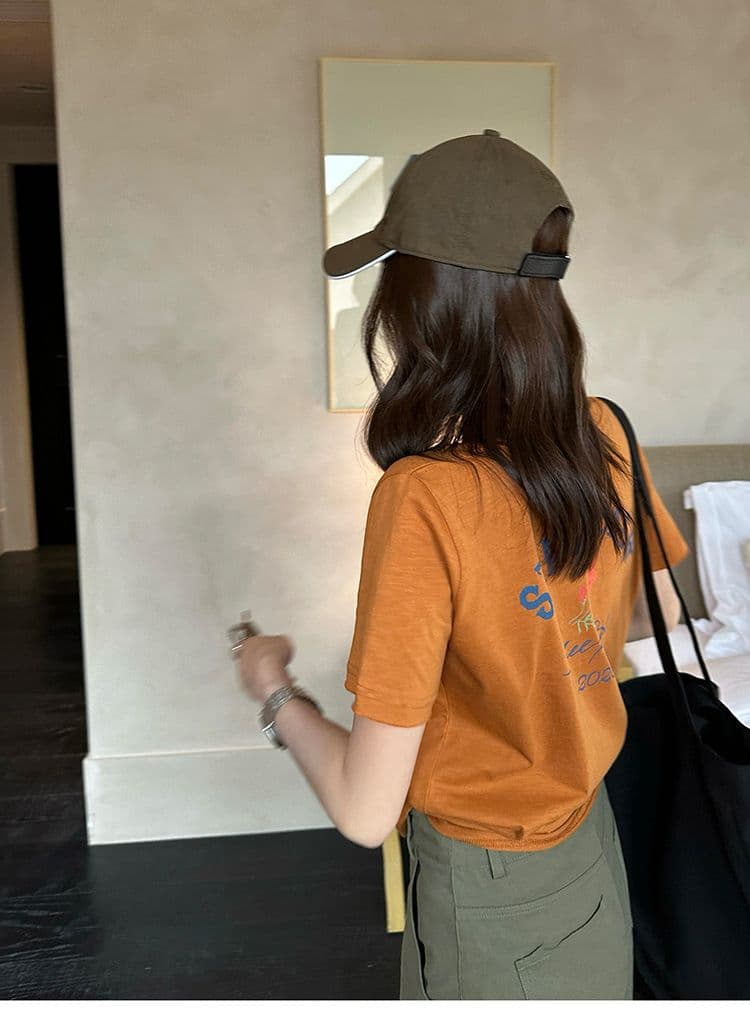 경관 그림 순면 도파민 주황색 알파벳 프린트 라운드 넥 긍정적 인 어깨 반팔 티셔츠 여성 여름 루즈핏 맨위 상세 이미지 8