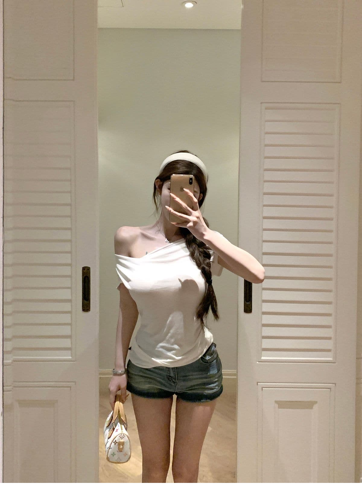원본 원단 디자인 센스 매듭 비스듬한 어깨 핀치 Pleat 허리 수축 슬림해 보이는 티셔츠 핫걸 품격 슬림해 보이는 맨위 상세 이미지 26