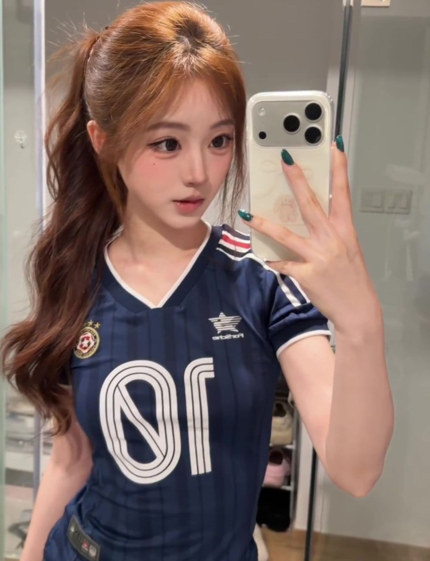 정가 자수 프린트 네리 가게 천 광저우 원단 반팔 티셔츠 여성 이미지 3