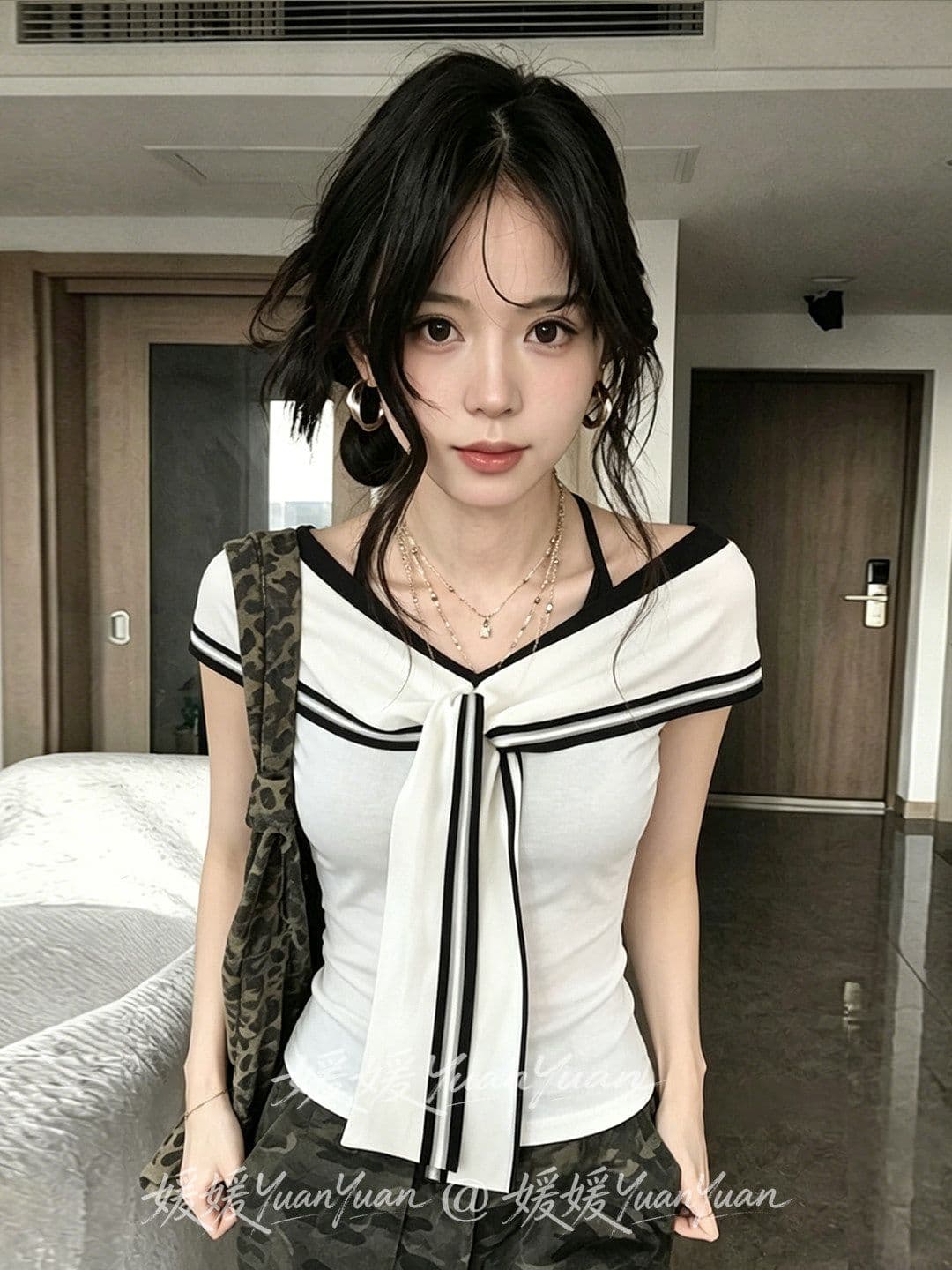 와 사고 방식 한 부서 해군 칼라 배색 반팔 티셔츠 여성 여름 새로운 몸매 가꾸기 스트랩 디자인 센스 맨위 상세 이미지 6