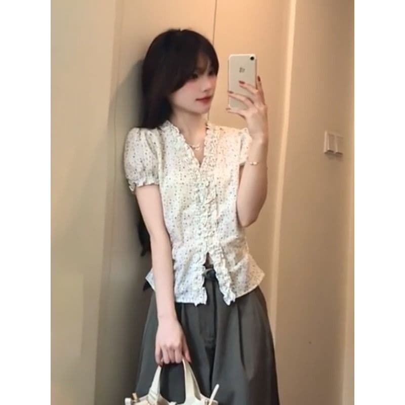 원본 원단 프릴 반팔 셔츠 여성 여름 V넥 몸매 가꾸기 슬림해 보이는 거품 소매 프랑스식 맨위 이미지 3