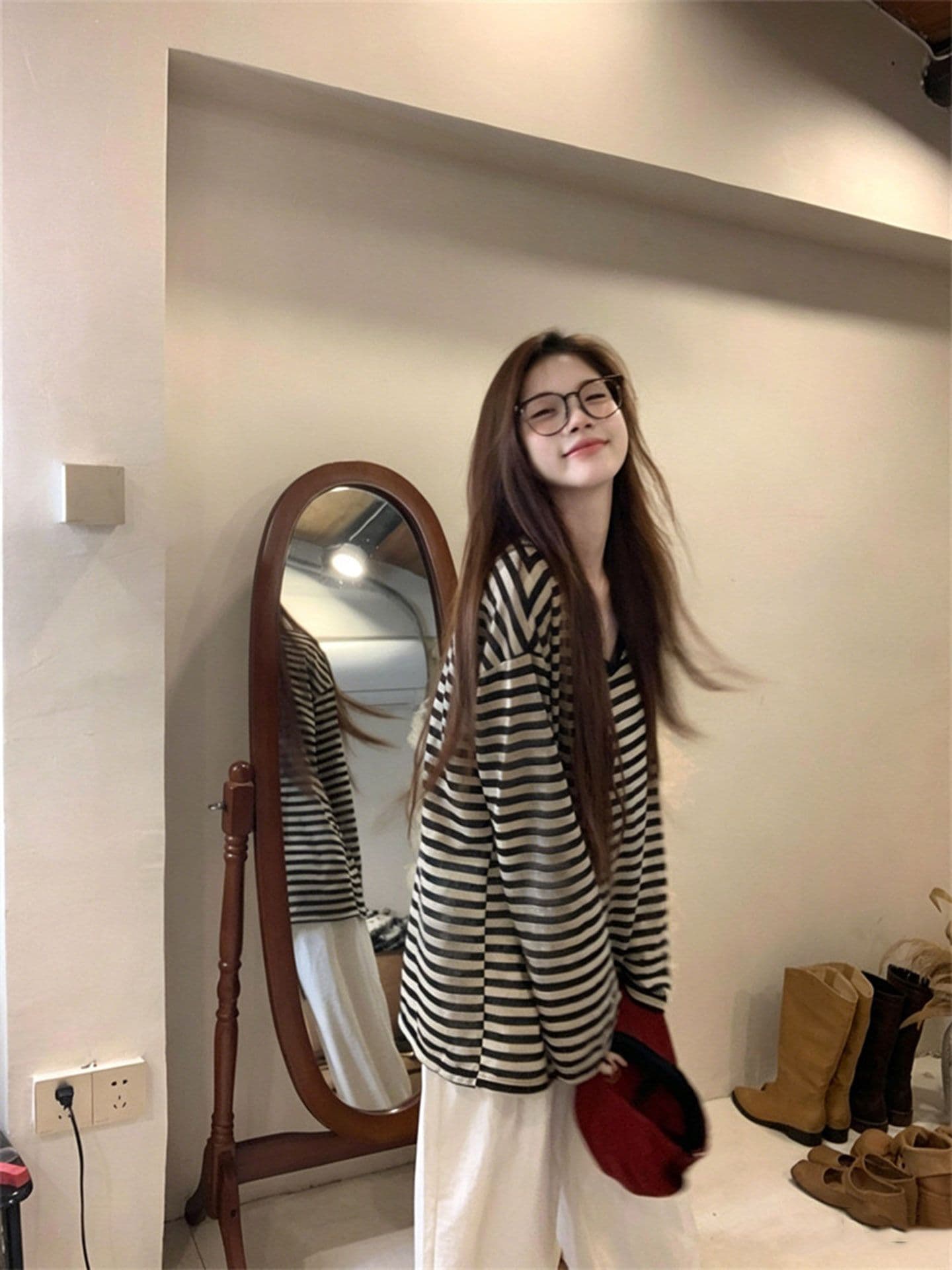 120 그램 50 라이 경기 서울 50 폴리 에스터 아메리칸 레트로 스트라이프 긴팔 티셔츠 여성 여름 연령 감소 느긋한 바람 다용도 맨위 상세 이미지 2