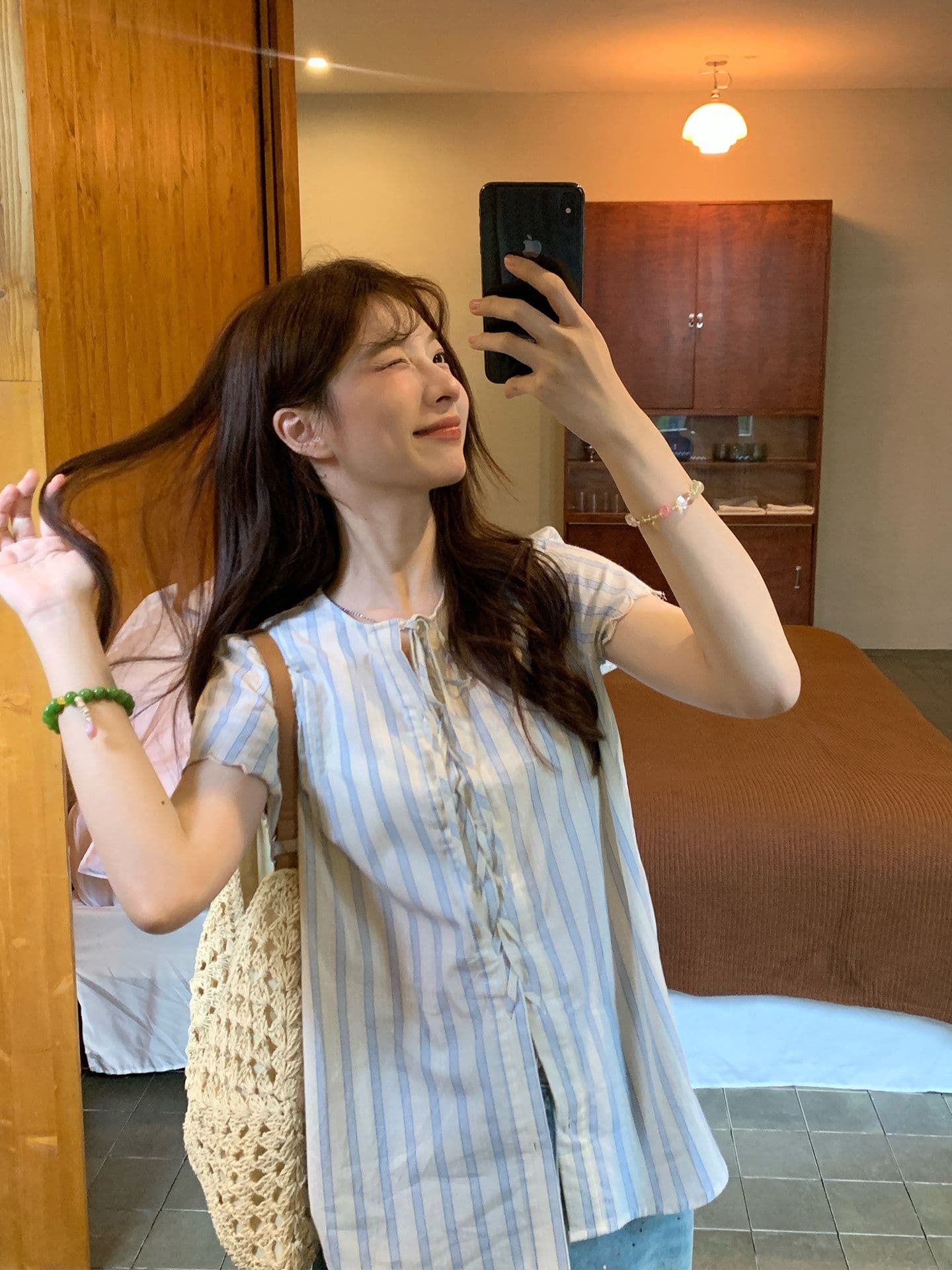 원본 셔틀 제직 기사 한 부서 아름다운 스트라이프 반팔 여성 셔츠 여름 고유 한 아름다운 레이스업 작은 셔츠 상세 이미지 8