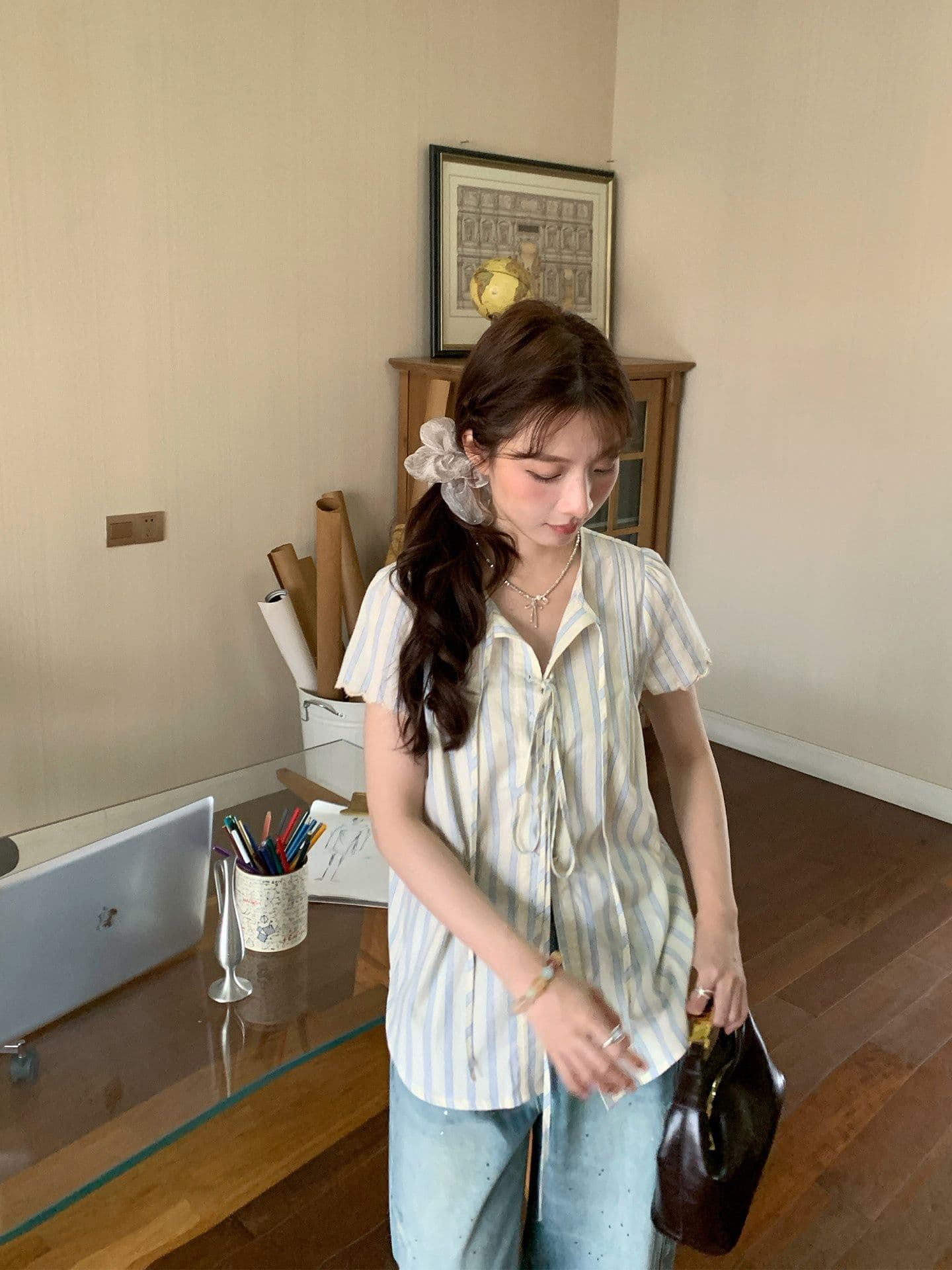 원본 셔틀 제직 기사 한 부서 아름다운 스트라이프 반팔 여성 셔츠 여름 고유 한 아름다운 레이스업 작은 셔츠 상세 이미지 13